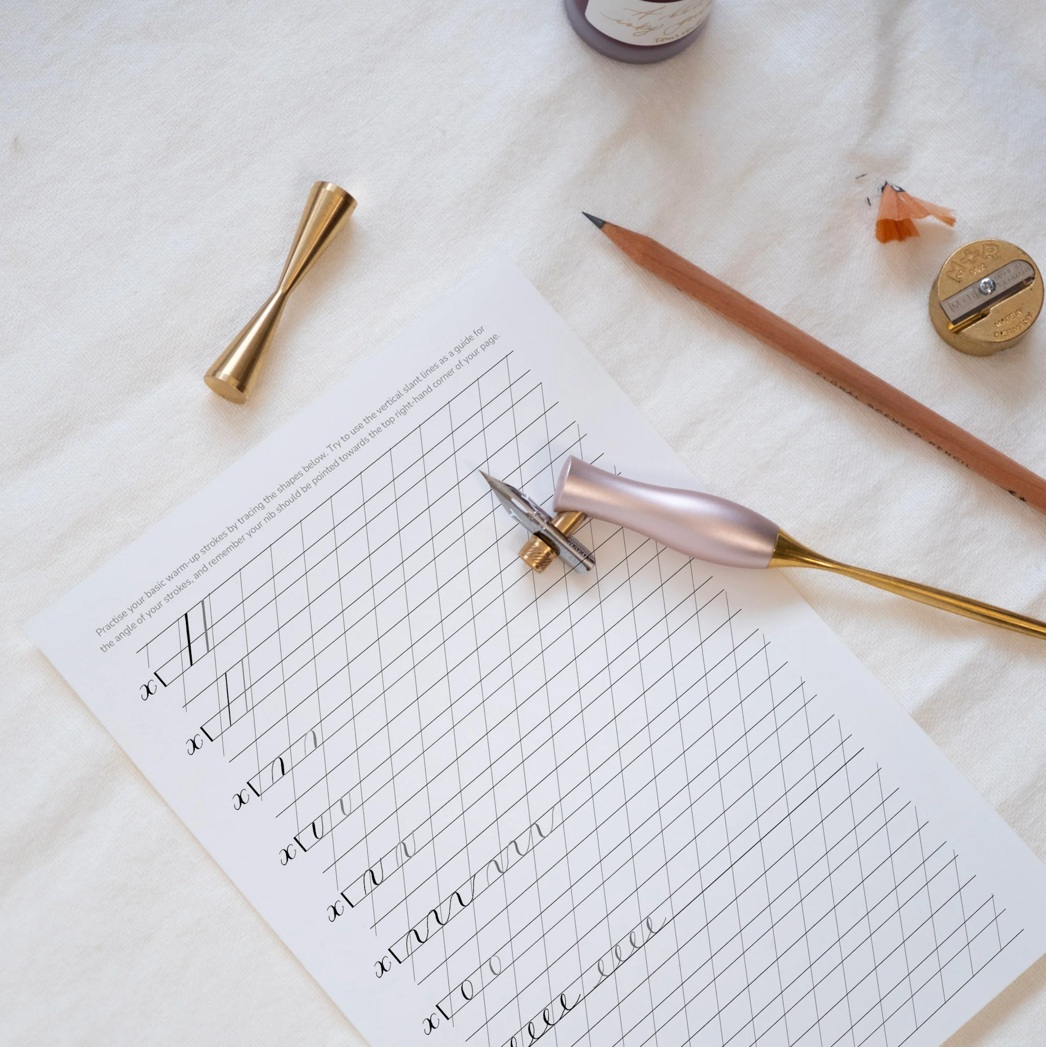 Digital Guide: Beginner's Modern Calligraphy - Image 4