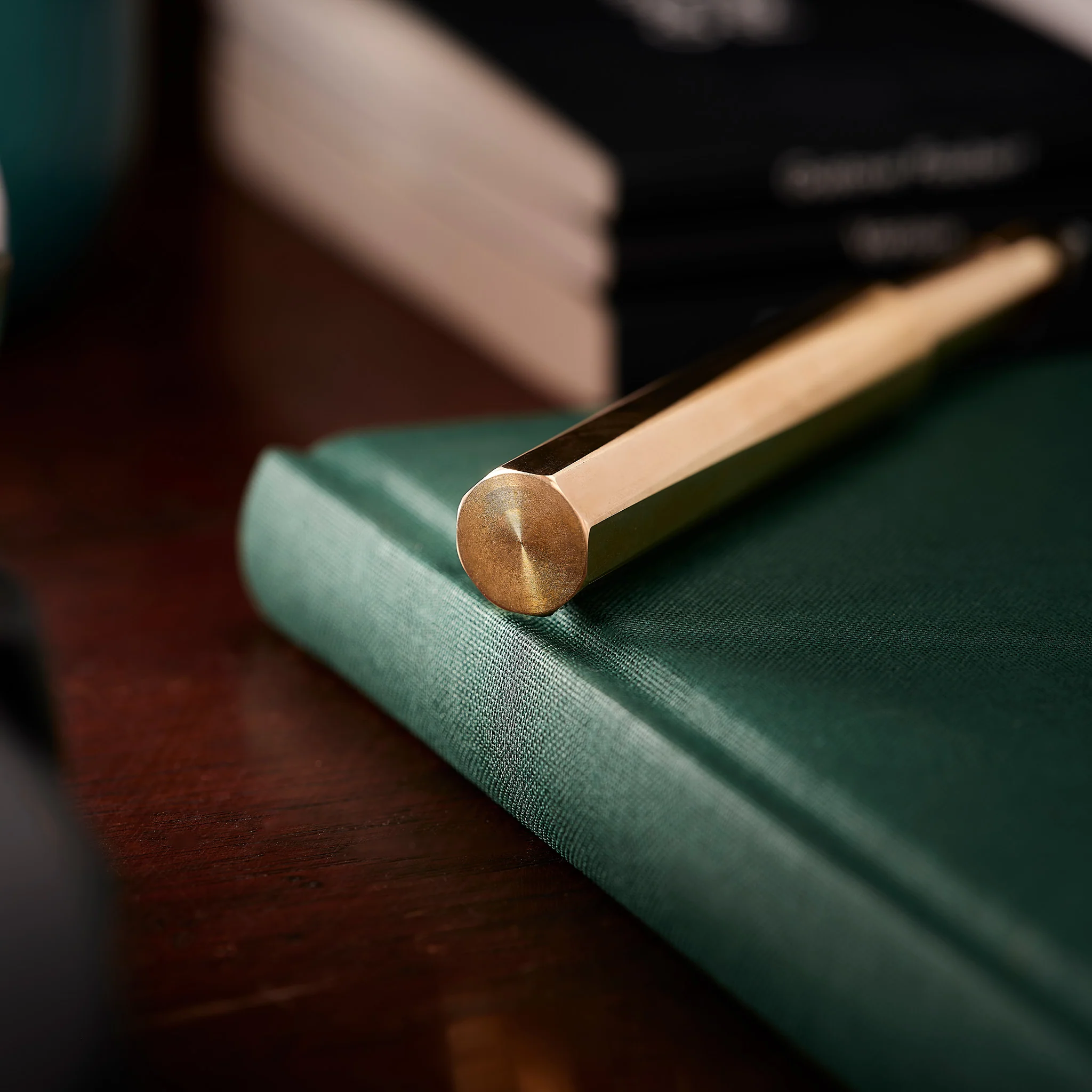 The Brass Wren - Refillable Writing Pen - Image 4