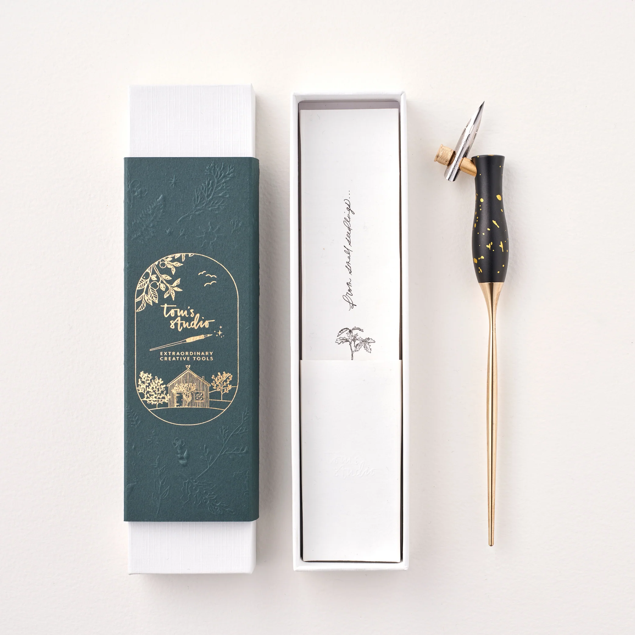 Calligraphy Pen Black & Gold - Image 2