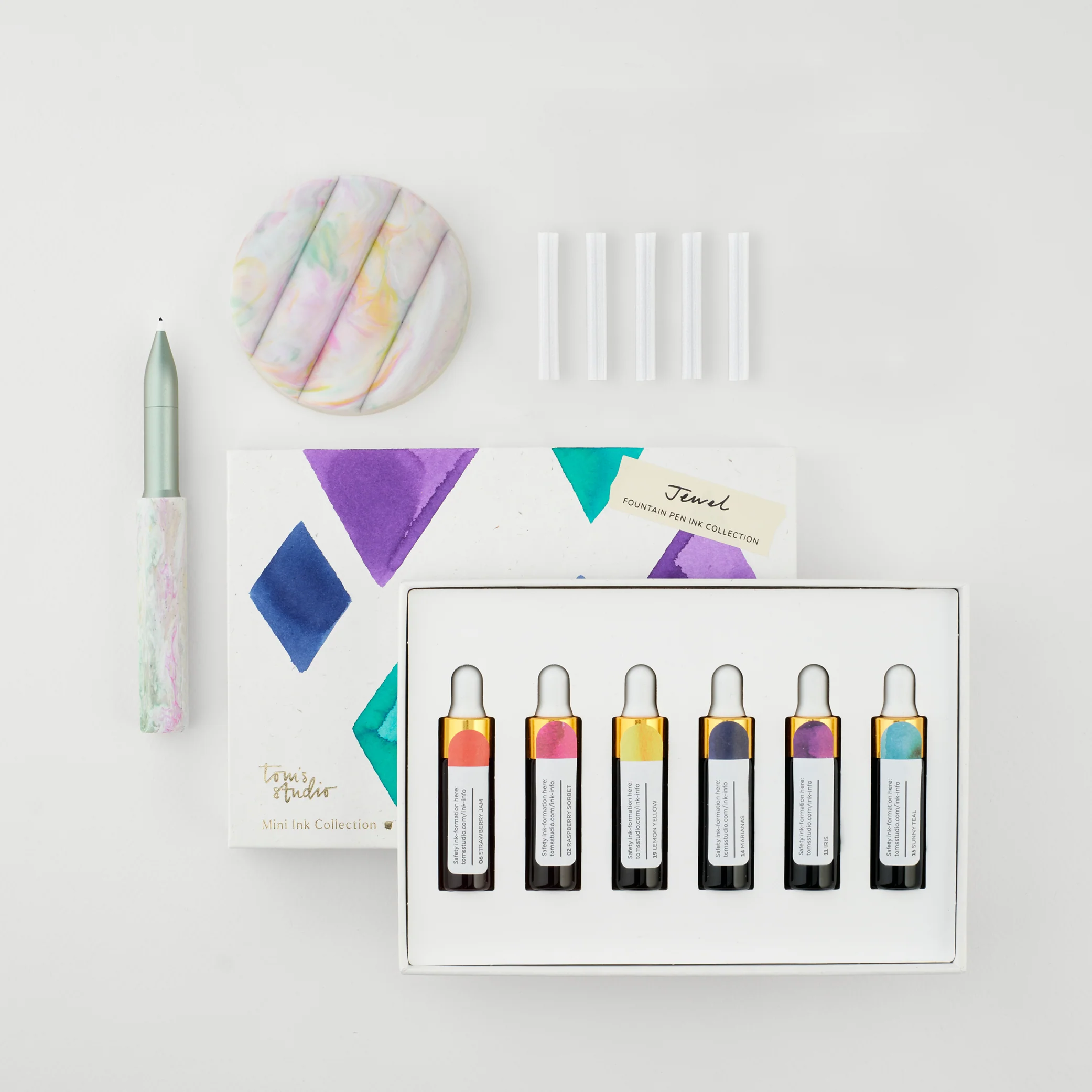 Wren Write Off: The Feel-Good Writing Set